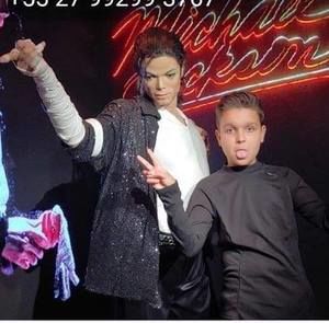 Meet your Posher, Branson